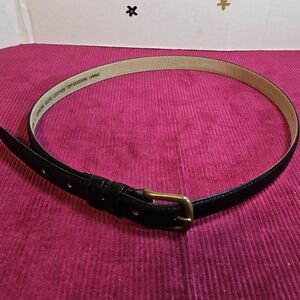 Vgt 80's Womens Black Leather Belt Sz L 35" Long 1/2" Wide 5 Holes Brass Buckle